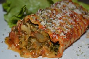 Spinach Kale Lasagna Roll-ups